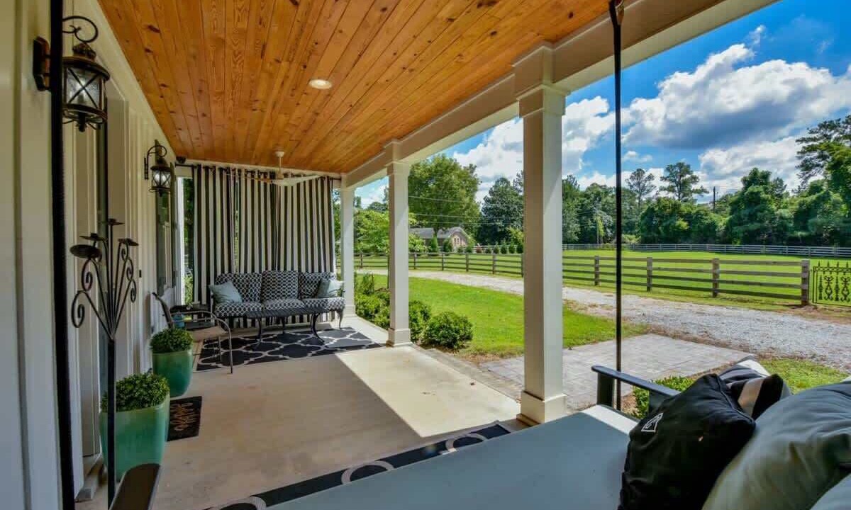 Photo of Patio Balcony in Tuscaloosa