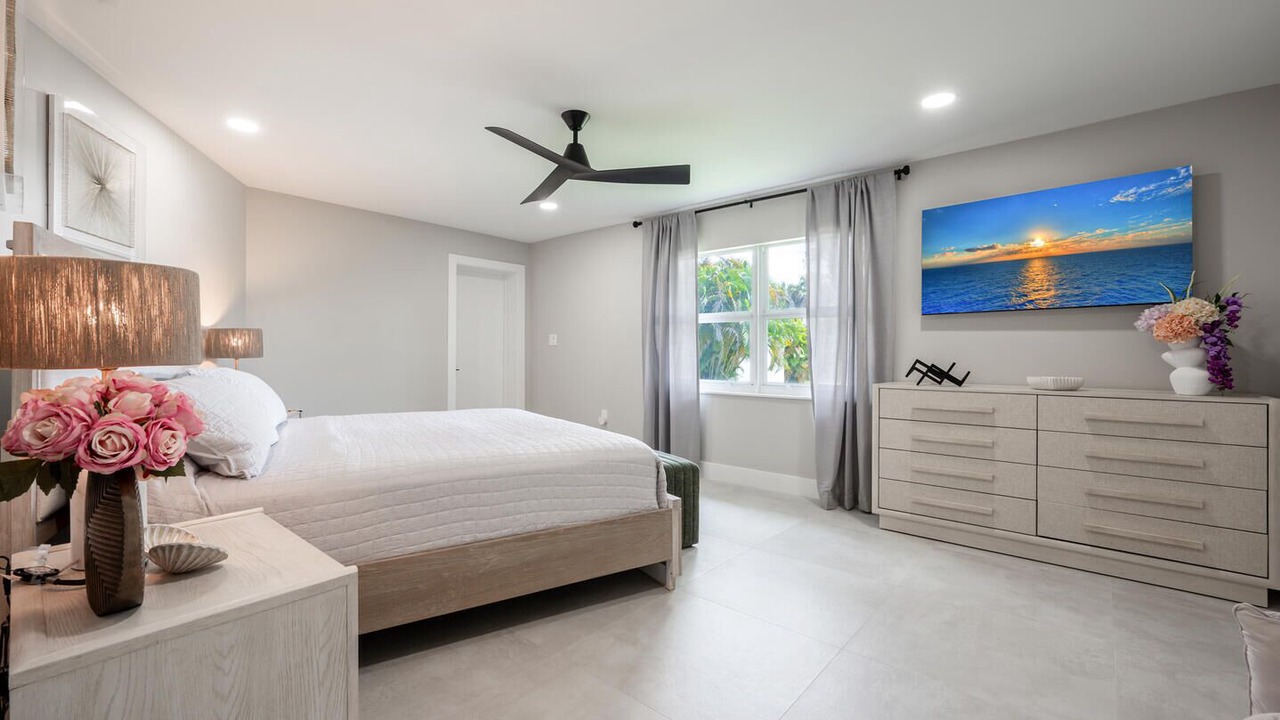 Photo of Bedroom in Central Naples