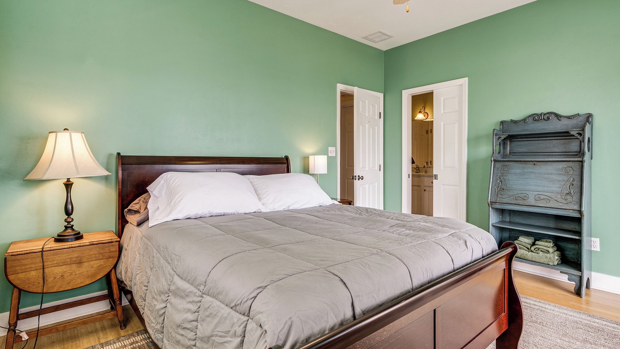 Photo of Bedroom in Alligator Point