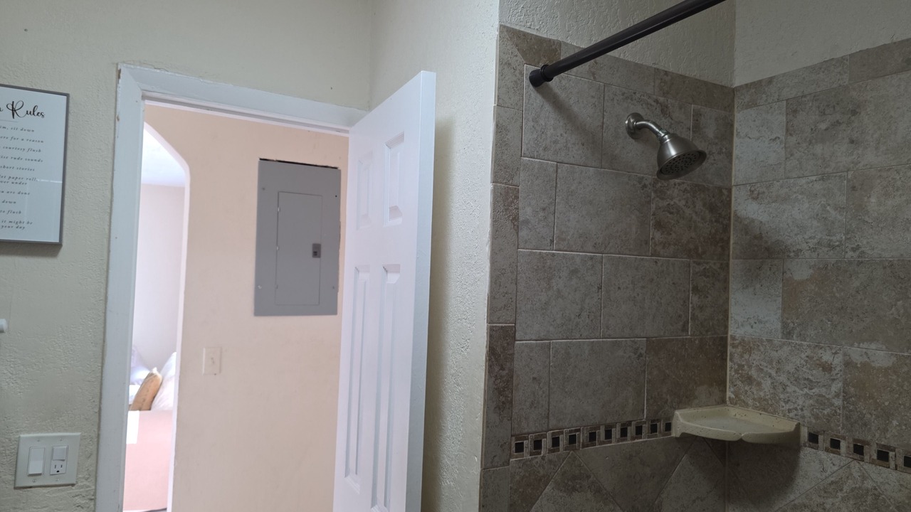 Photo of Bathroom in Lauderhill