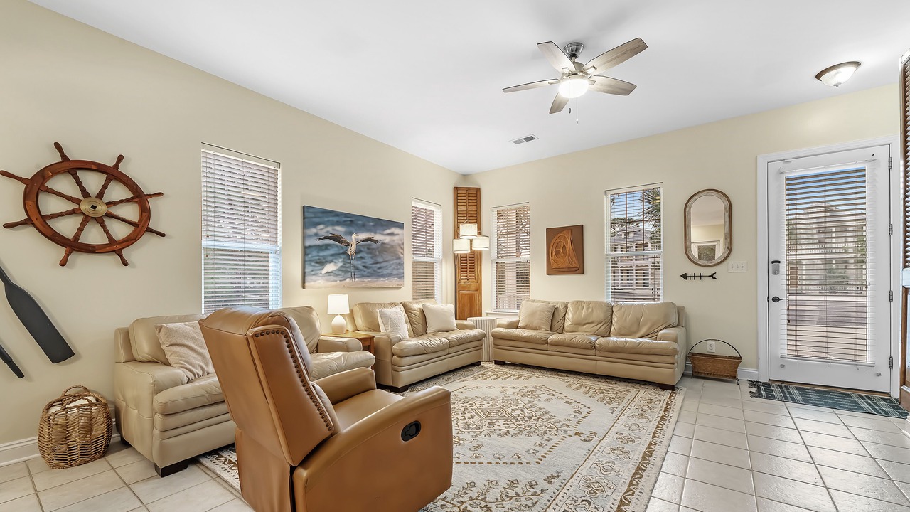 Photo of Livingroom in Fort Morgan