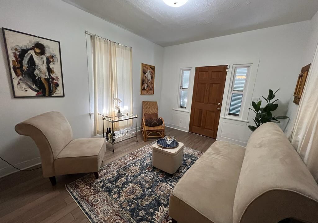 Photo of Livingroom in Desire Area