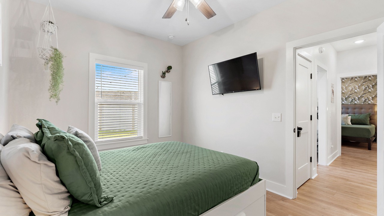 Photo of Bedroom in Riviera Beach