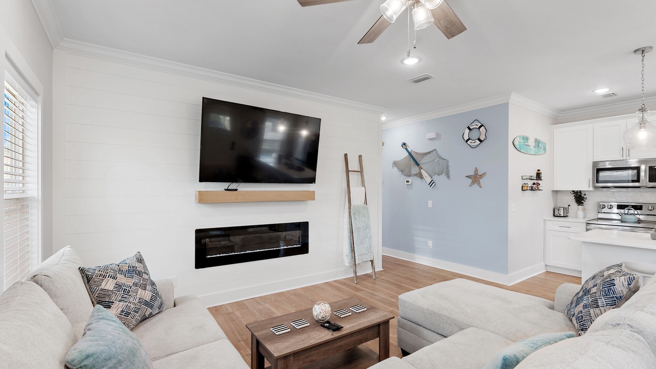 Photo of Livingroom in Riviera Beach