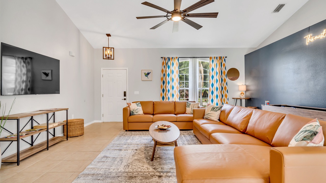 Photo of Livingroom in Whitfield