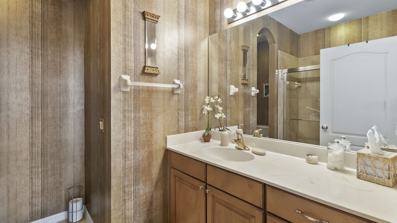 Photo of Bathroom in Lakeside Plantation