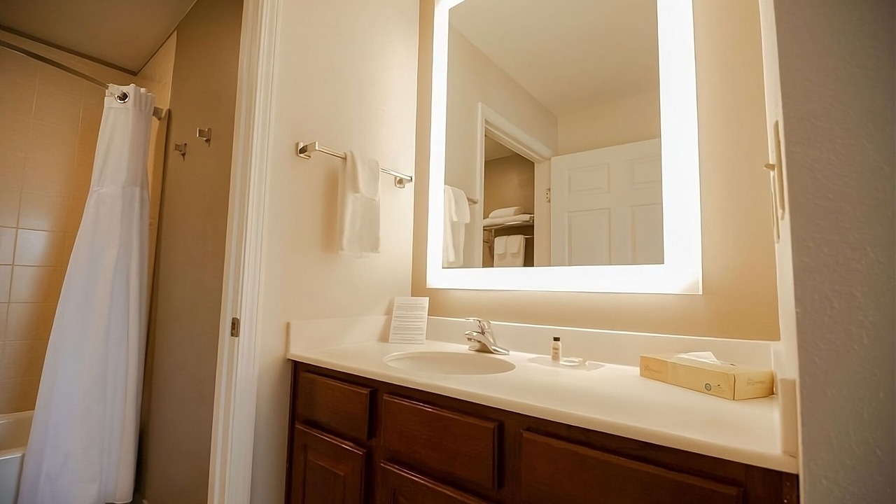 Photo of Bathroom in Highlands - Perkins