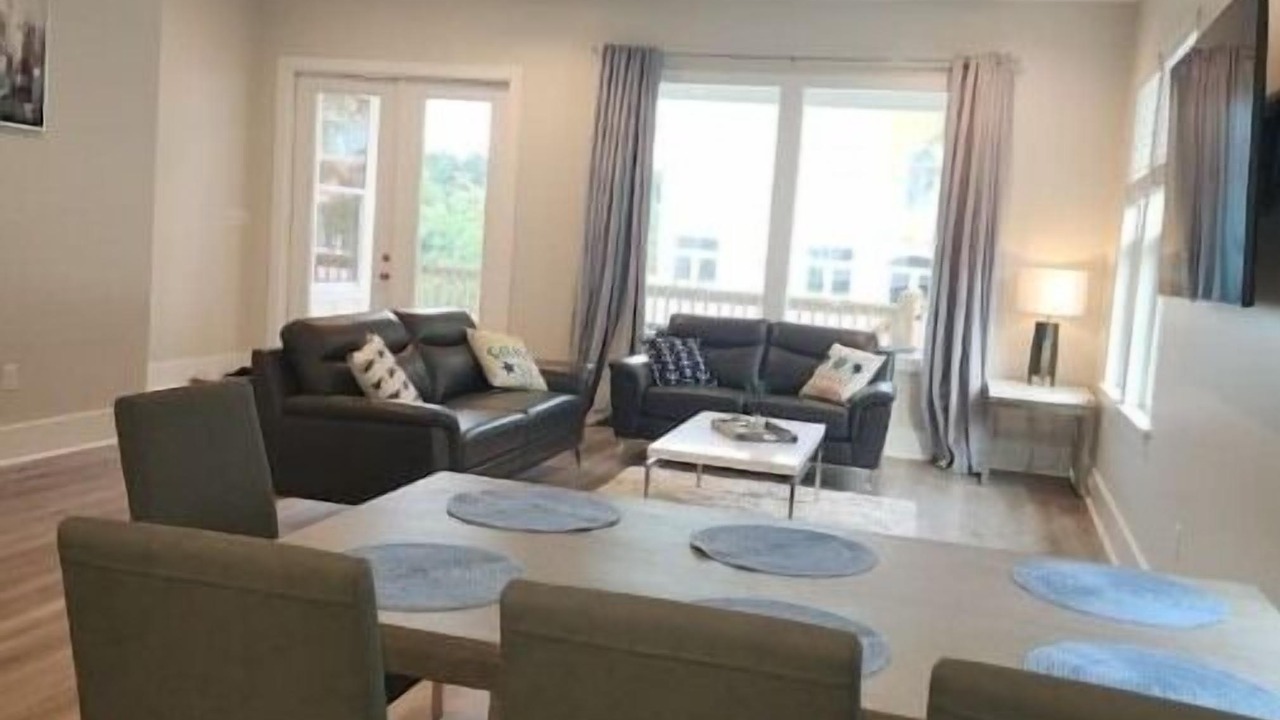 Photo of Livingroom in Mississippi City