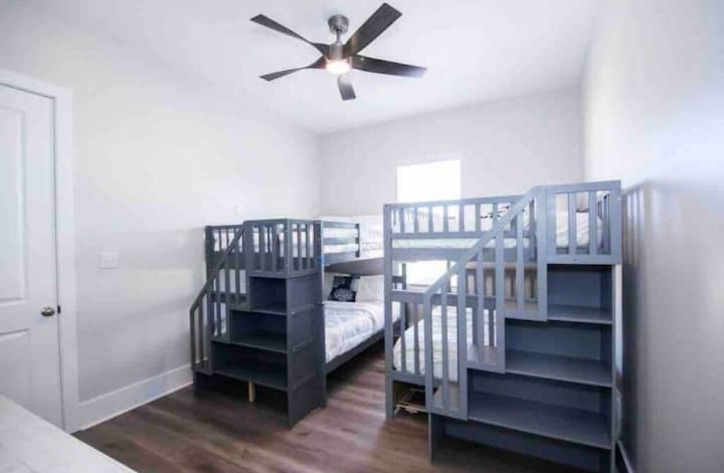 Photo of Bedroom in Mississippi City