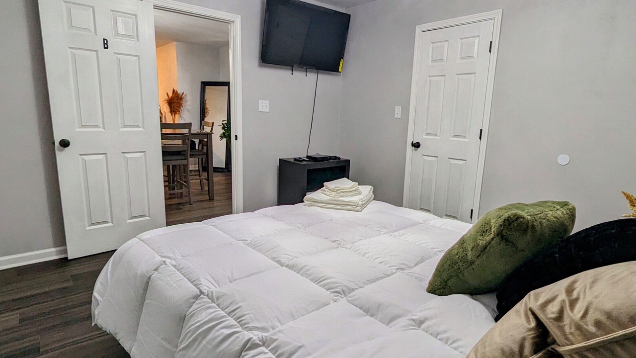 Photo of Bedroom in Mid City North