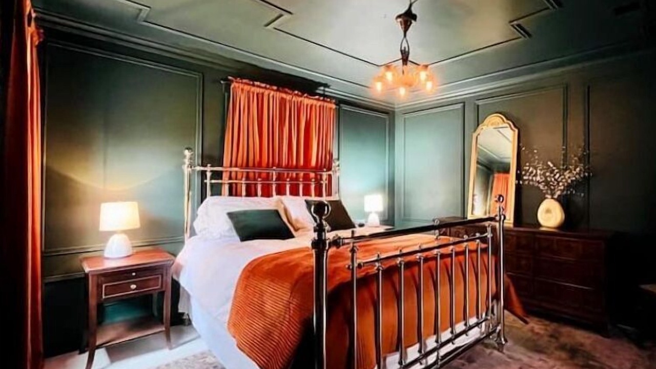 Photo of Bedroom in Northeast Pensacola