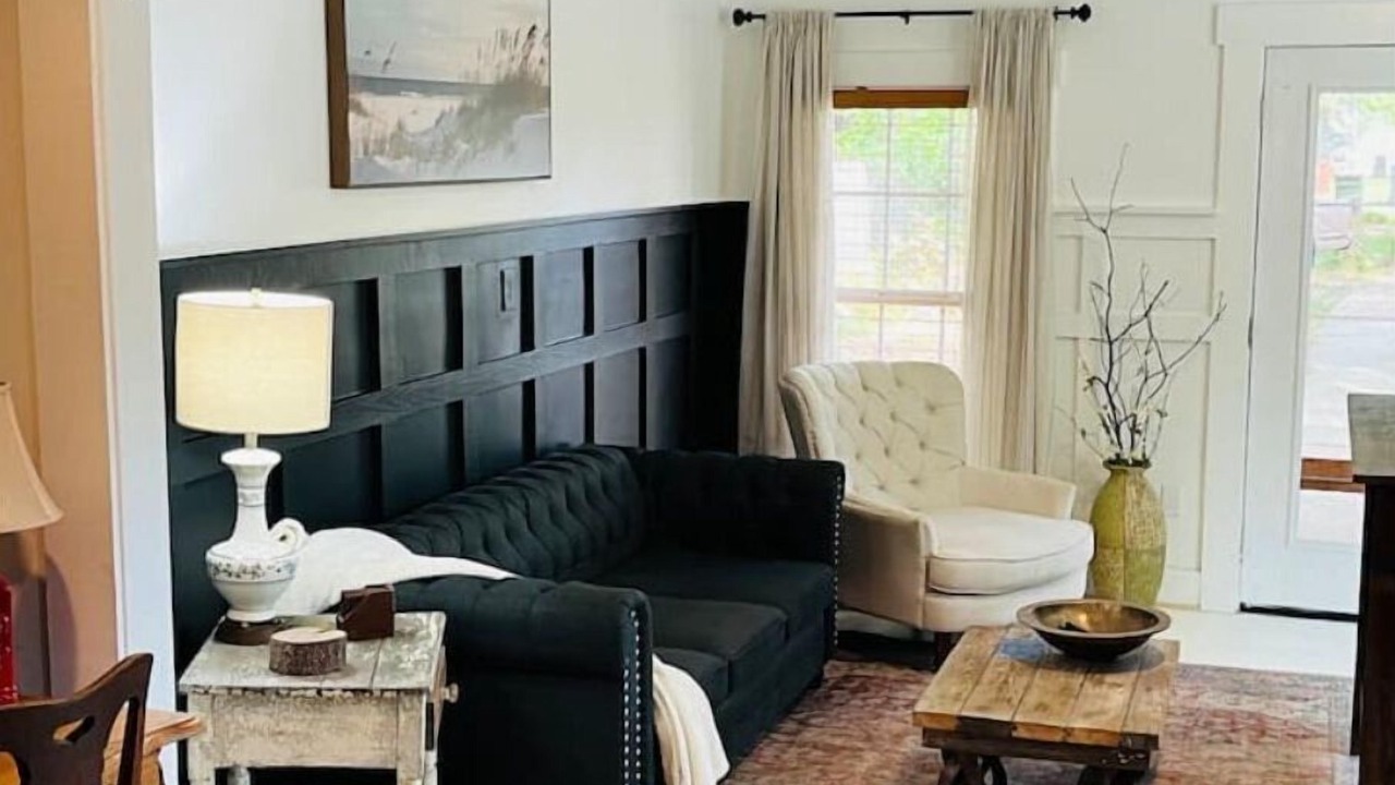 Photo of Livingroom in Northeast Pensacola