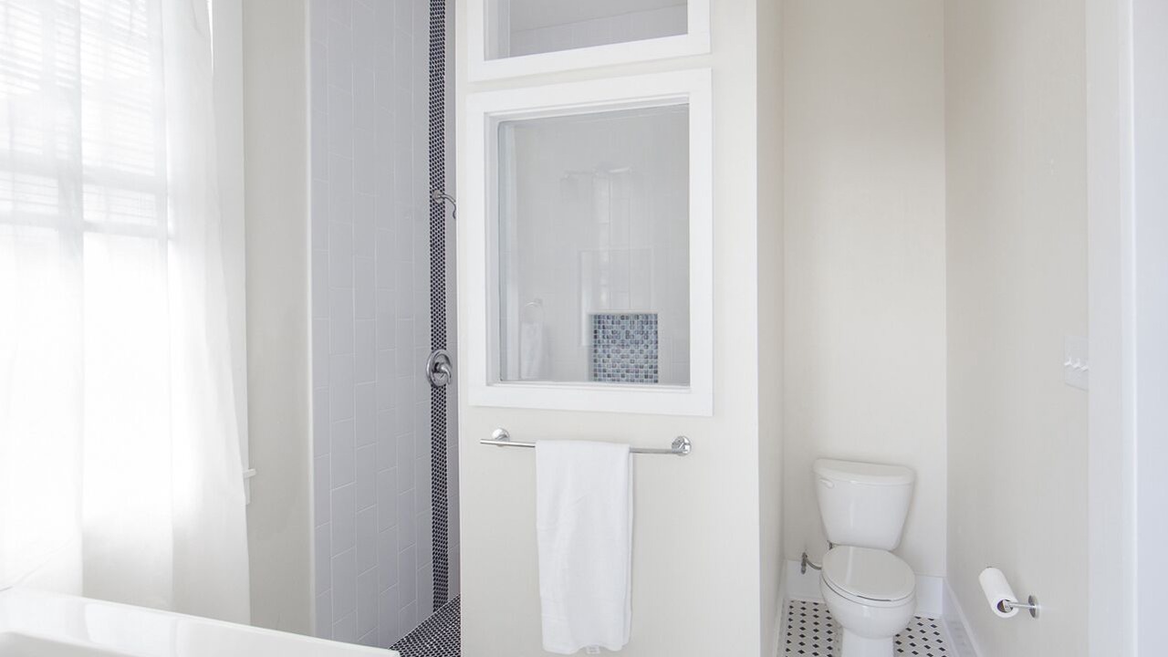Photo of Bathroom in Seventh Ward
