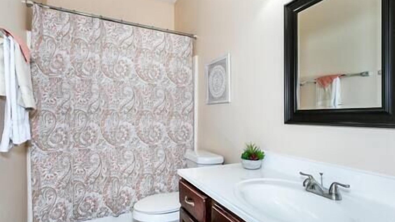 Photo of Bathroom in Northwest Pensacola