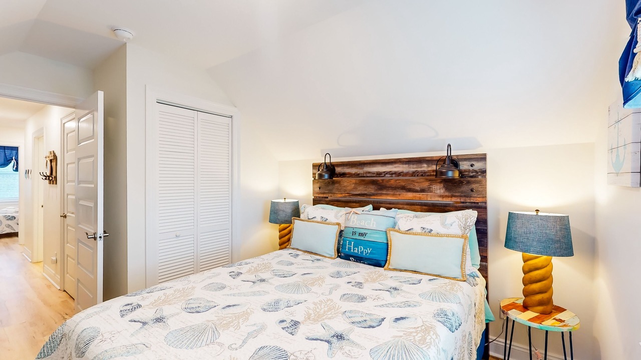 Photo of Bedroom in Silver Sands