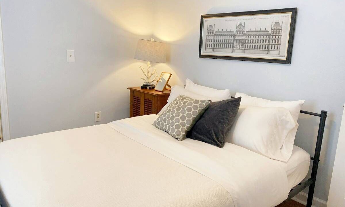 Photo of Bedroom in Broadmoor