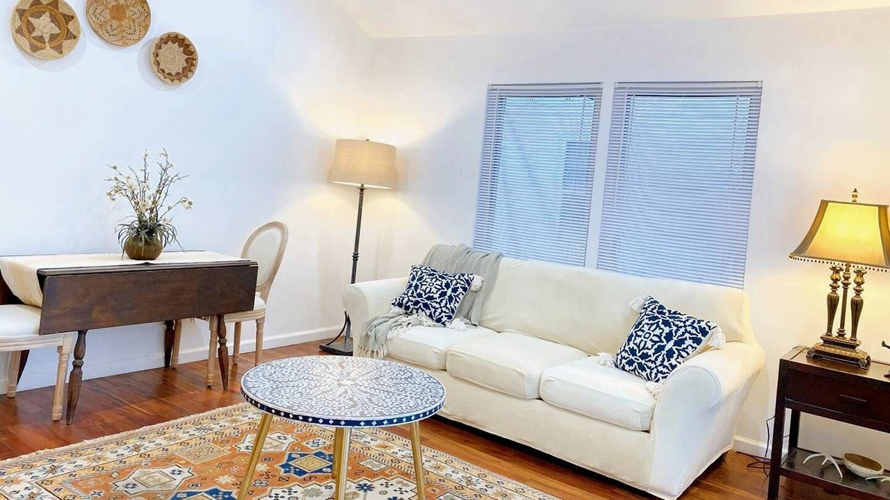 Photo of Livingroom in Broadmoor