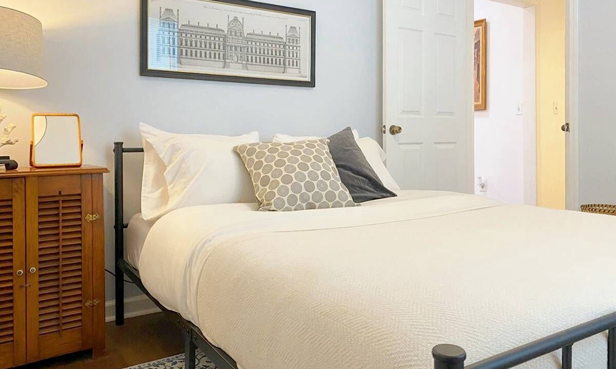 Photo of Bedroom in Broadmoor