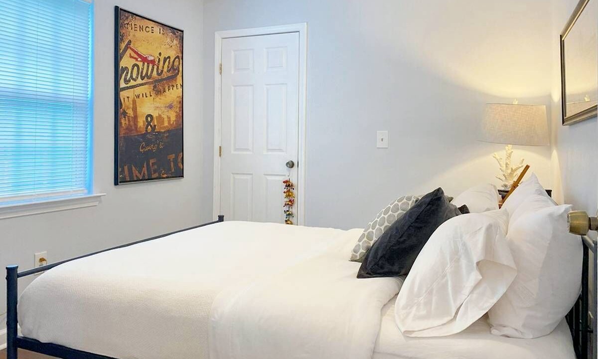 Photo of Bedroom in Broadmoor