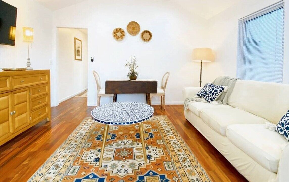 Photo of Livingroom in Broadmoor