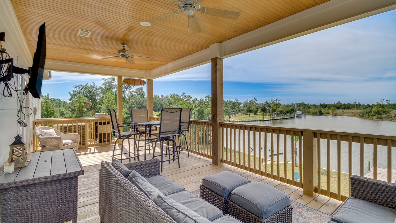 Photo of Outdoor in Henderson Point