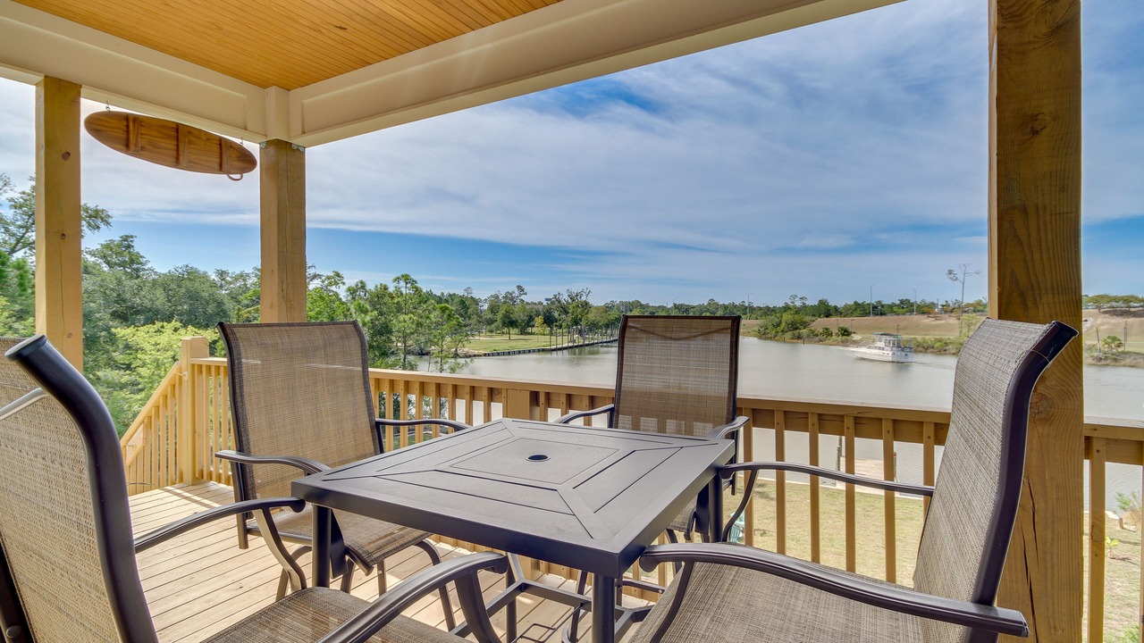 Photo of Outdoor in Henderson Point