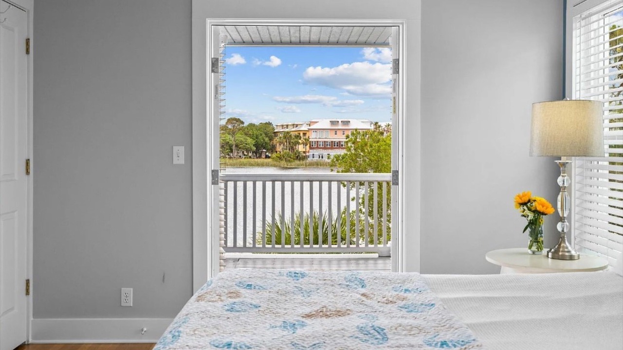 Photo of Outdoor in Sunnyside