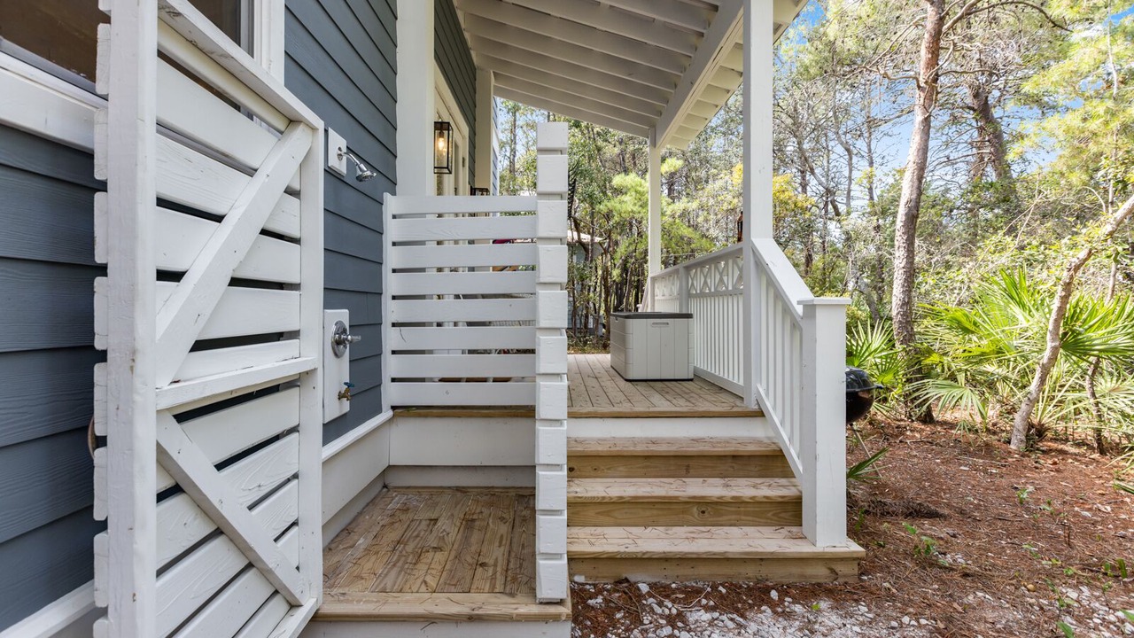Photo of Patio Balcony in SeaNest Village