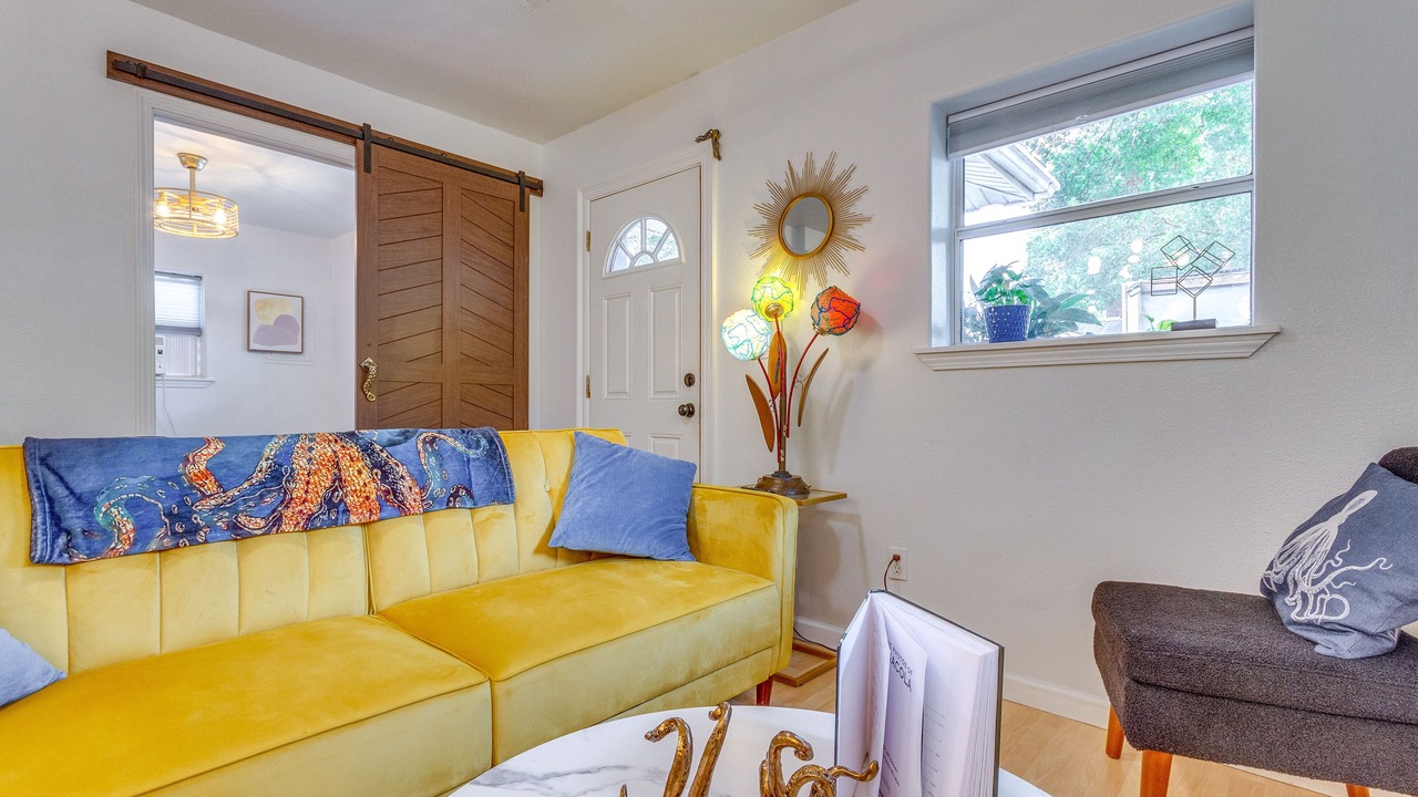 Photo of Livingroom in South Pensacola