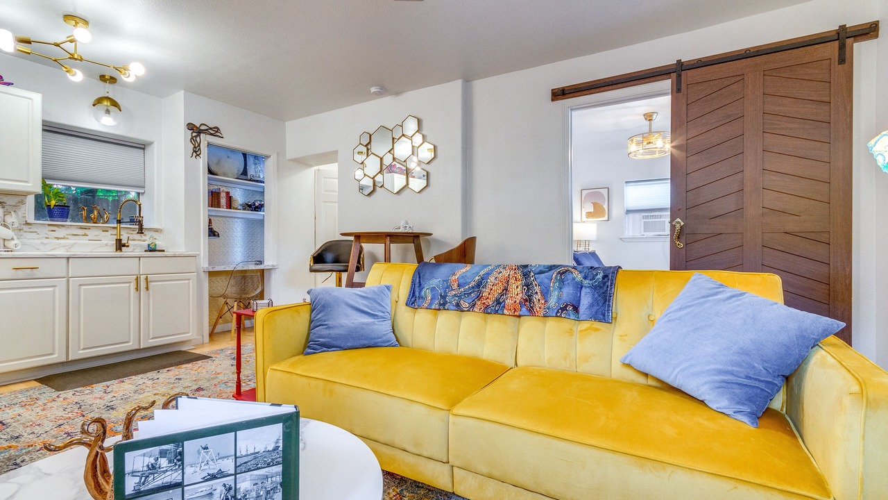Photo of Livingroom in South Pensacola