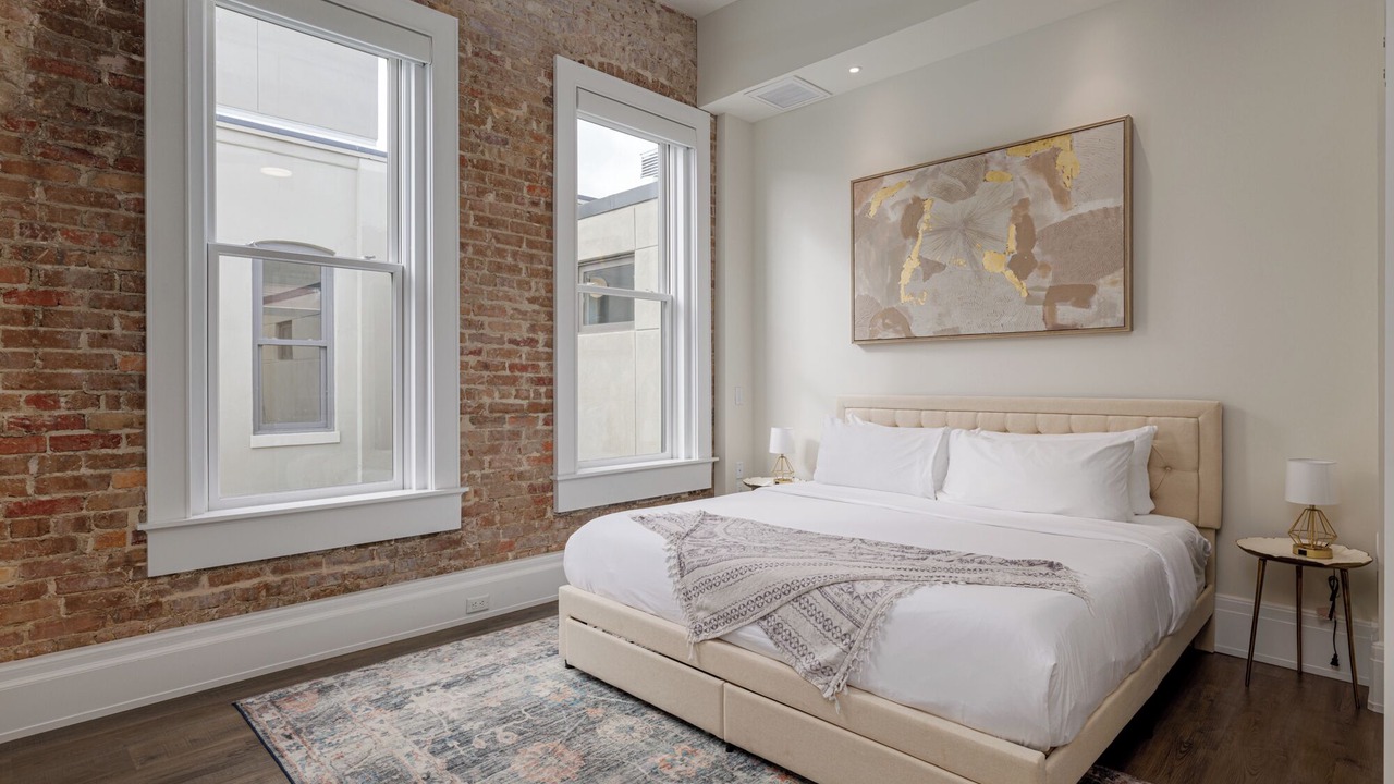 Photo of Bedroom in Downtown