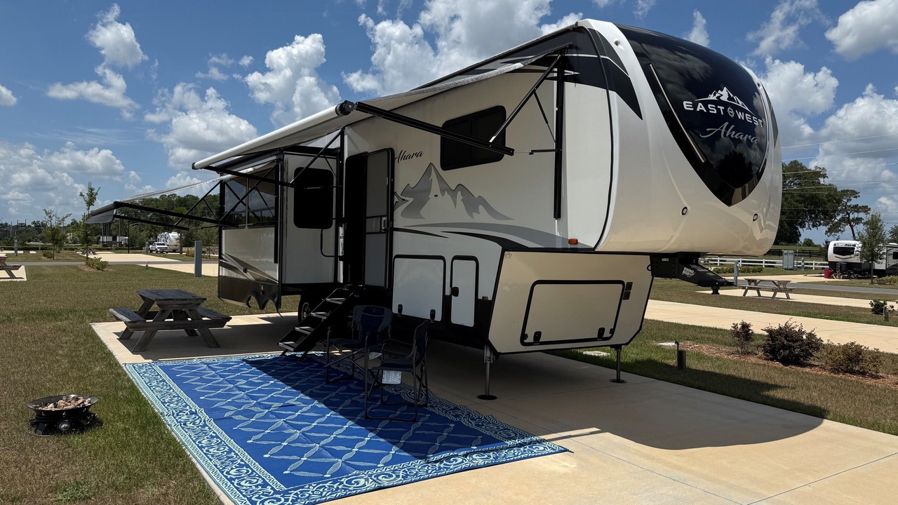 Photo of Outdoor in Bay Lake