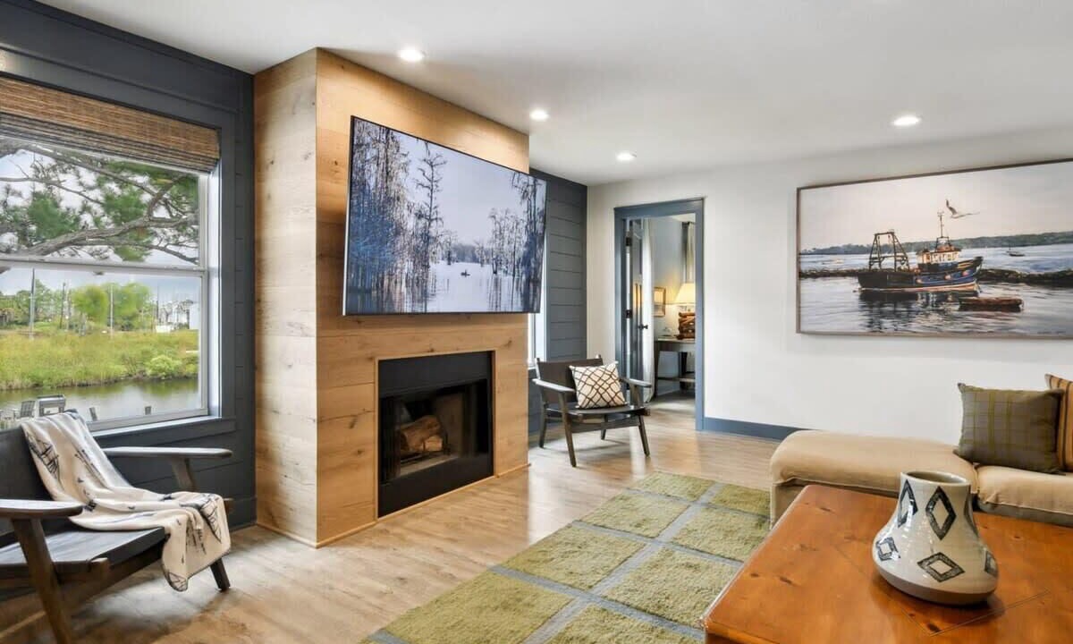 Photo of Livingroom in Shoreline Park
