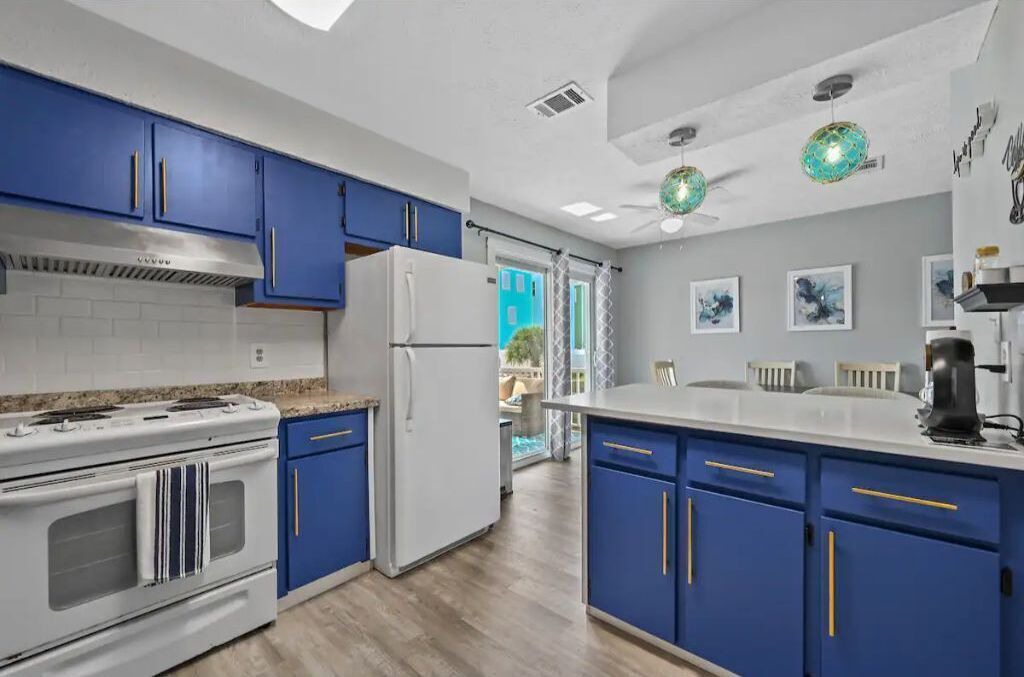 Photo of Kitchen in Lagoon Estates