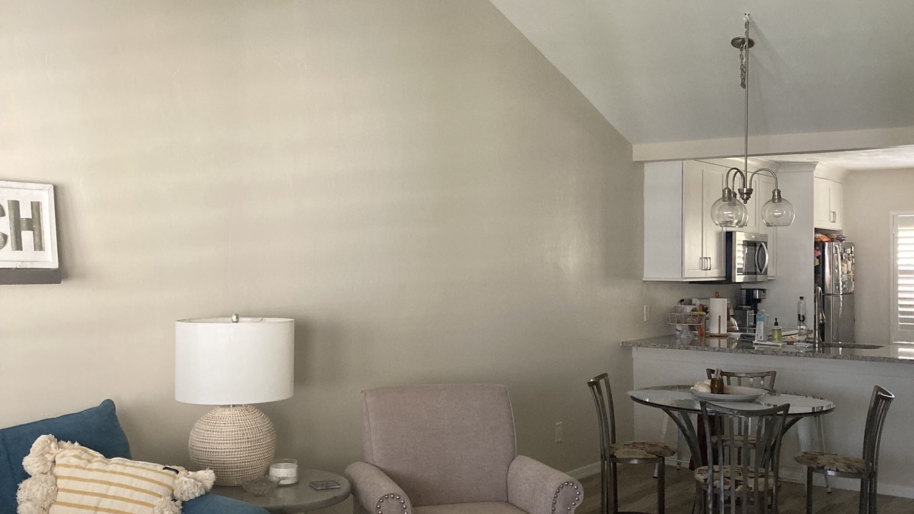 Photo of Livingroom in Crown Pointe