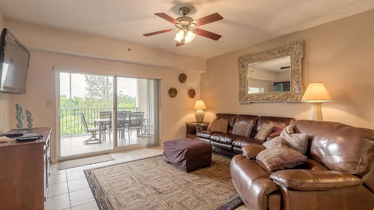 Photo of Livingroom in New Smyrna Beach
