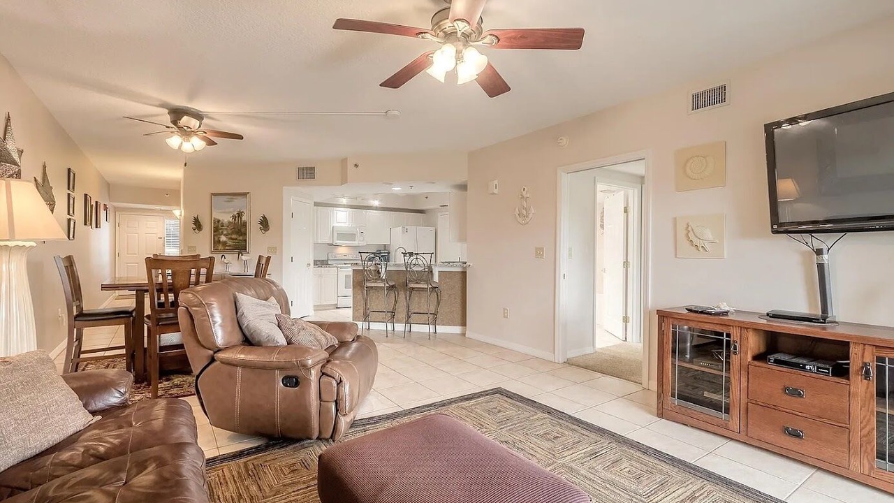Photo of Livingroom in New Smyrna Beach