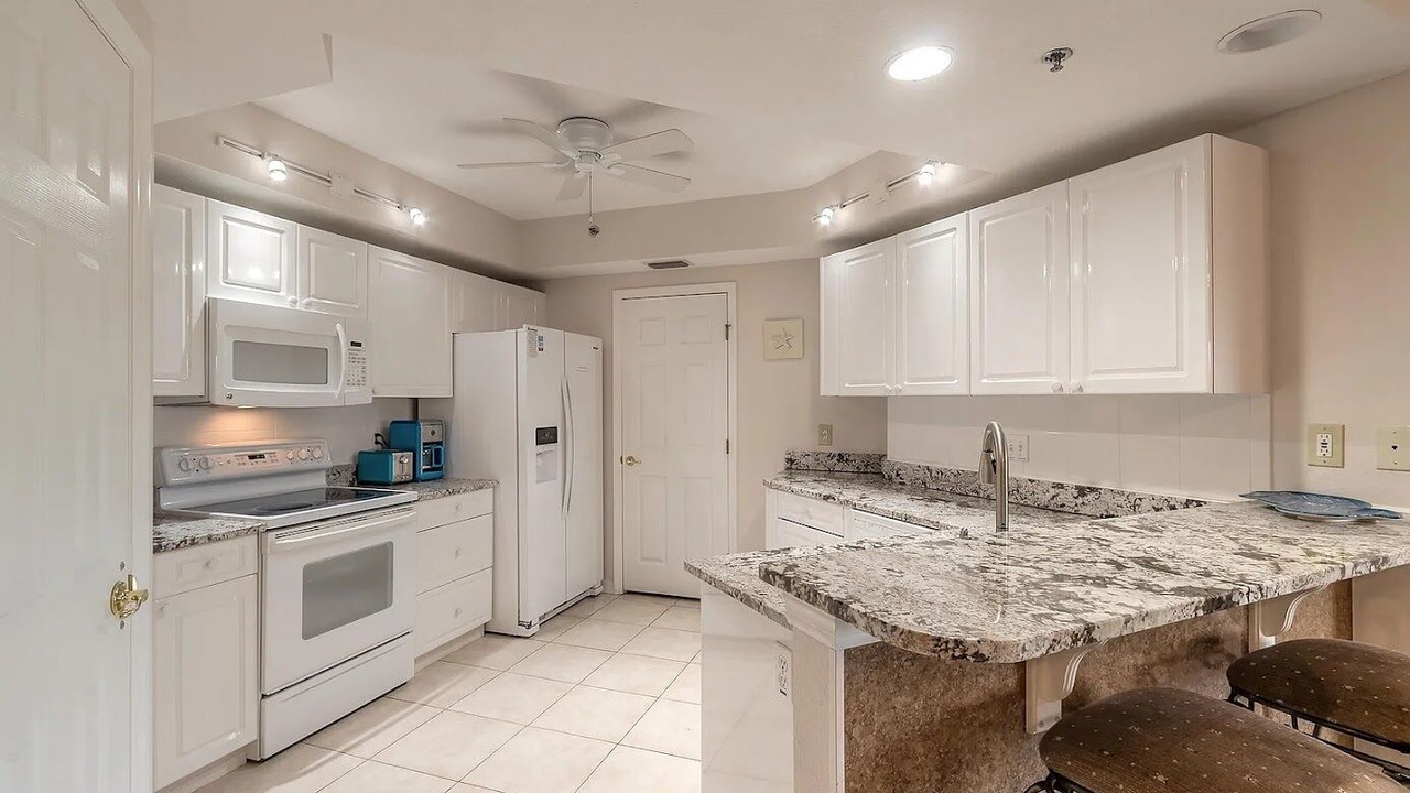 Photo of Kitchen in New Smyrna Beach