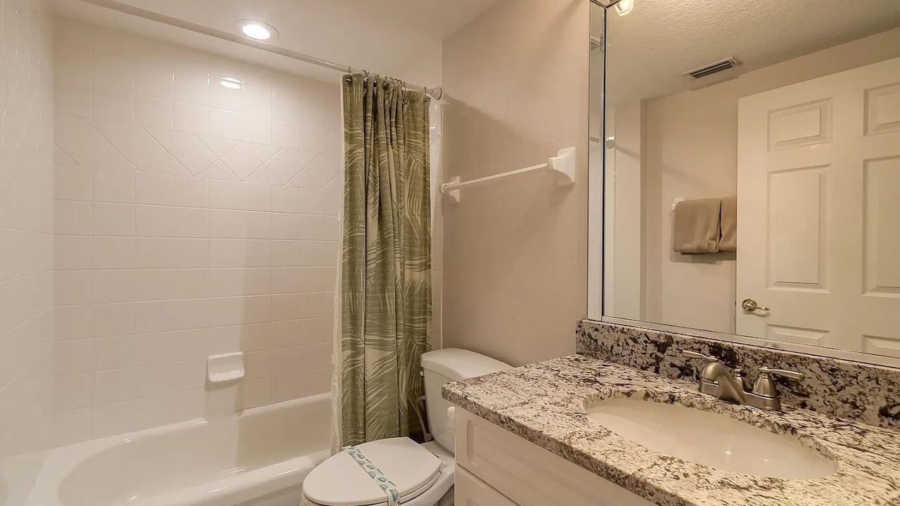Photo of Bathroom in New Smyrna Beach