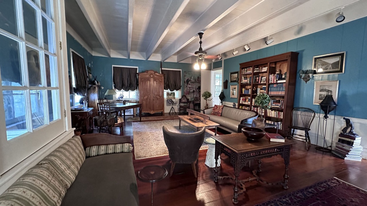 Photo of Livingroom in Washington
