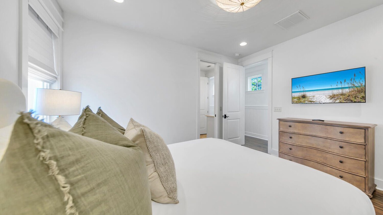 Photo of Bedroom in Forest District