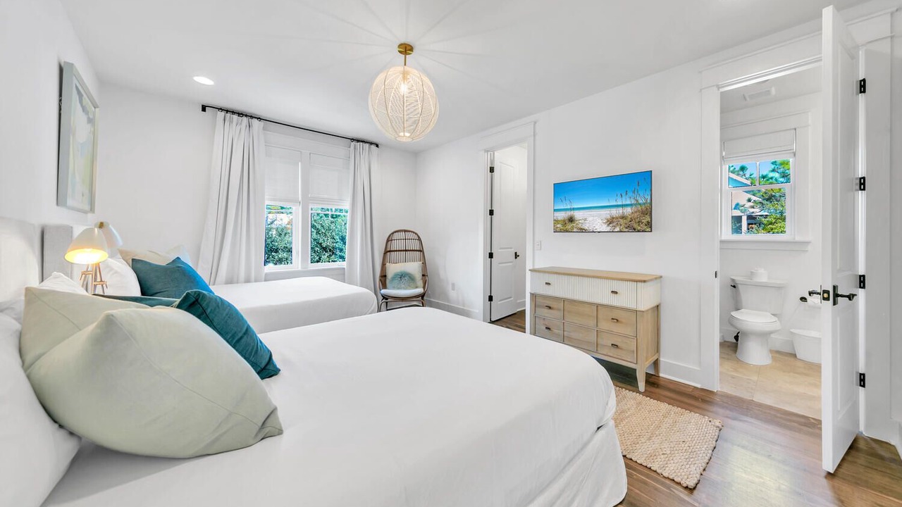 Photo of Bedroom in Forest District