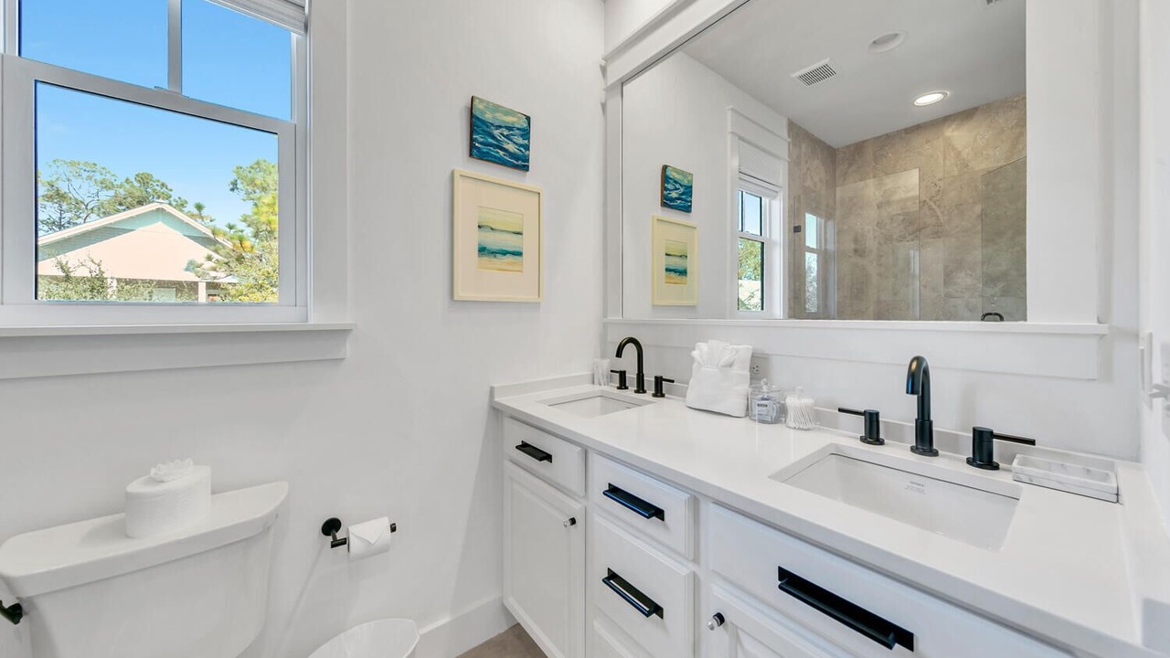 Photo of Bathroom in Forest District