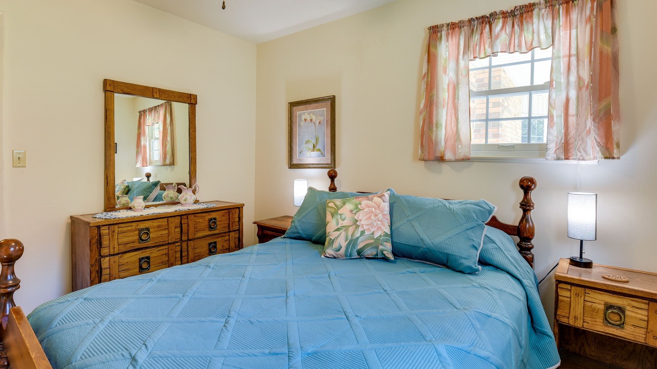 Photo of Bedroom in Chipley