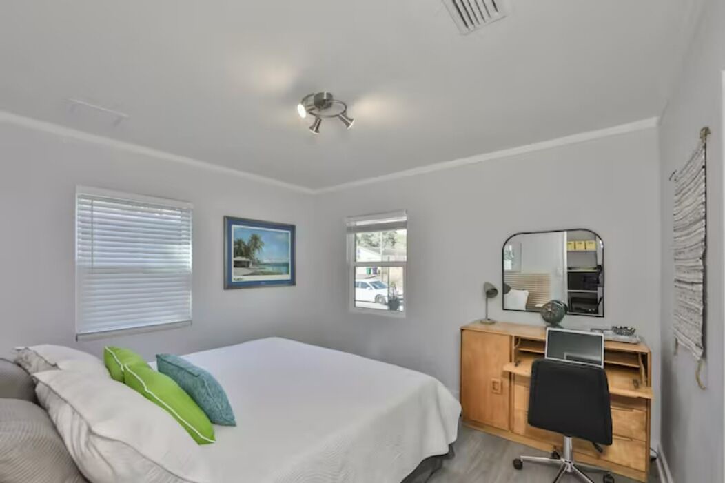 Photo of Bedroom in North Hyde Park