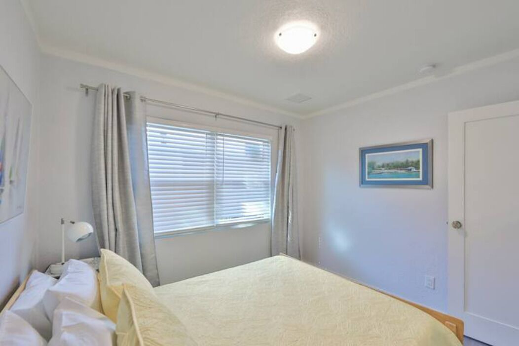 Photo of Bedroom in North Hyde Park