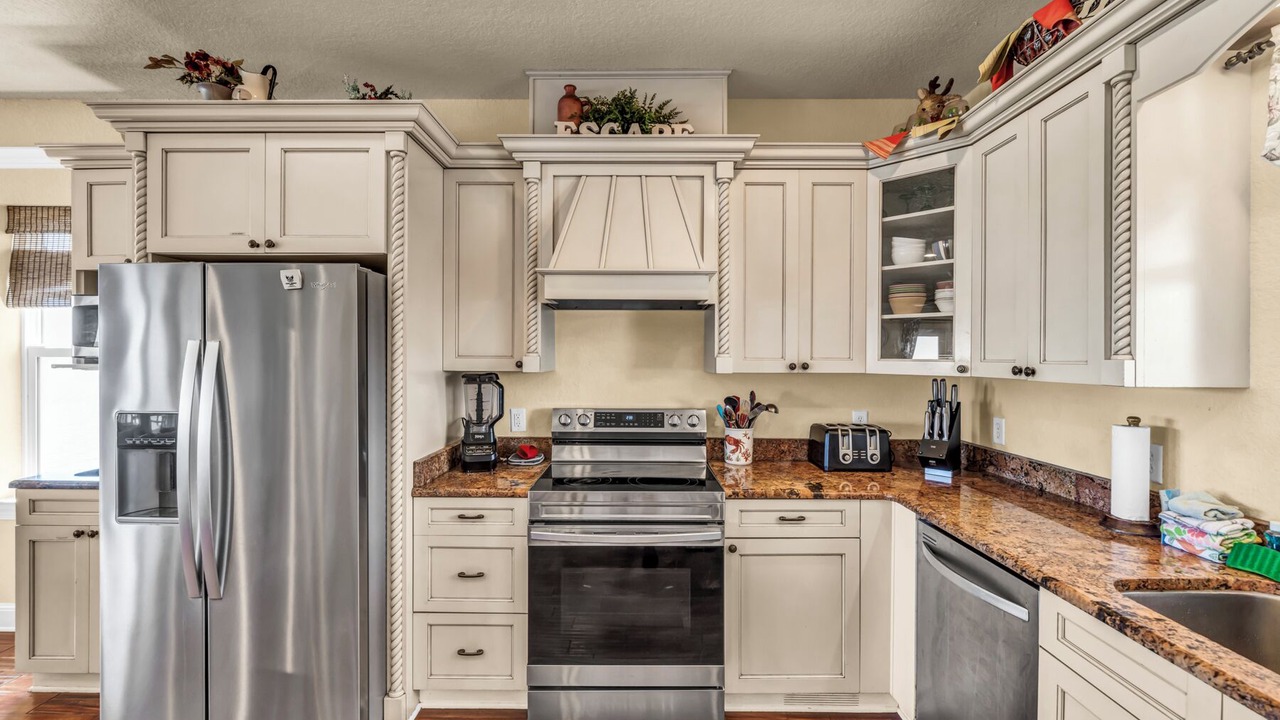 Photo of Kitchen in Mary Esther