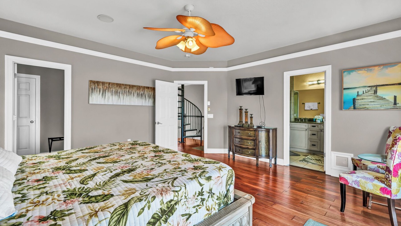 Photo of Bedroom in Mary Esther