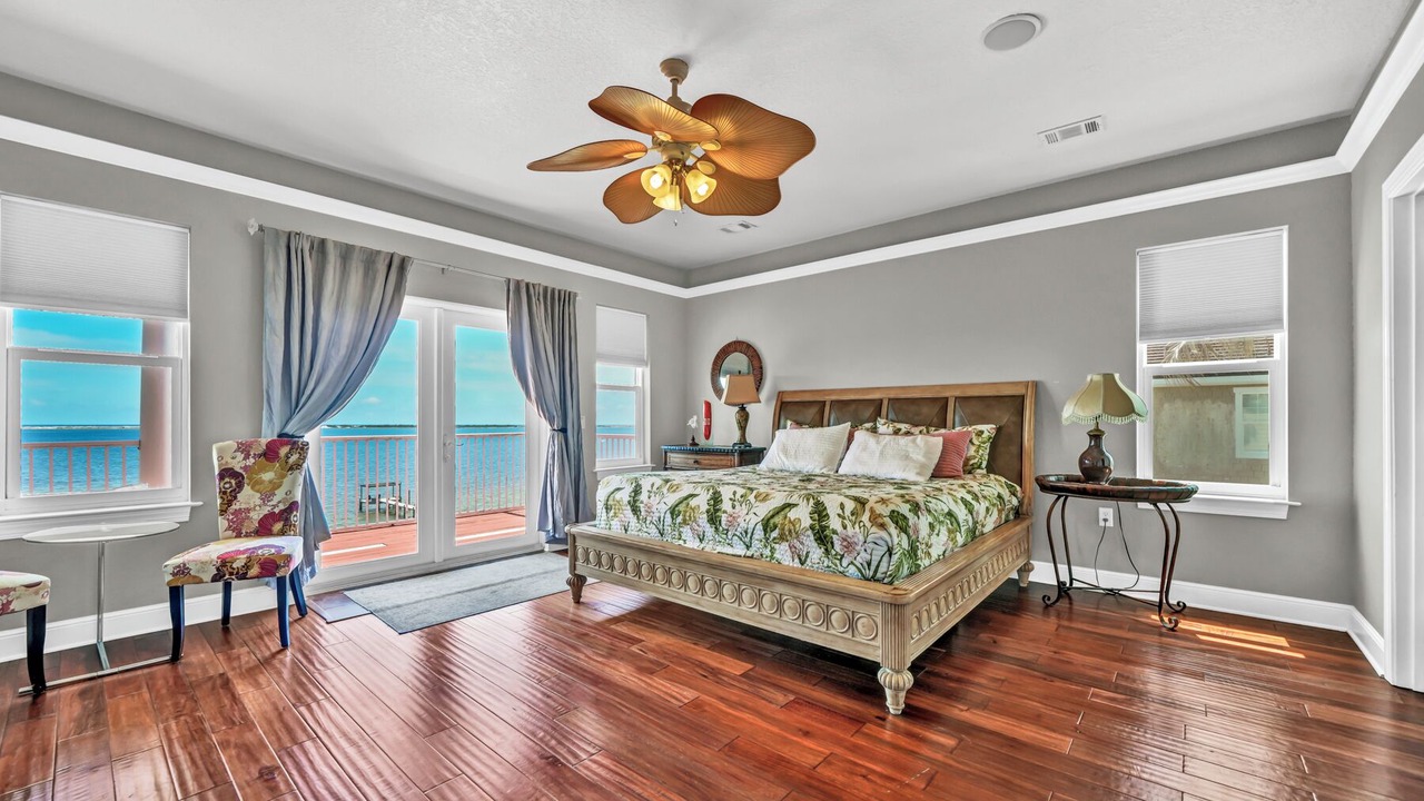Photo of Bedroom in Mary Esther