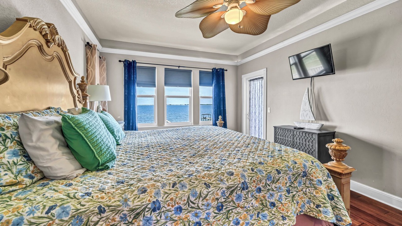 Photo of Bedroom in Mary Esther